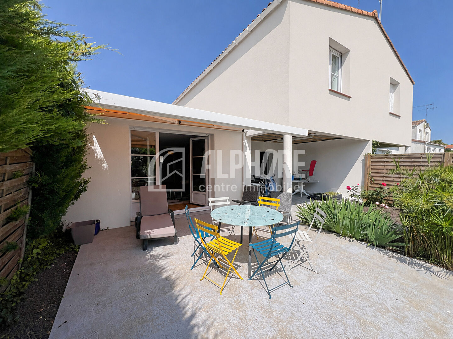 Maison 3 pièces 228 m² · à Coex · 228 m² · 209 900 €