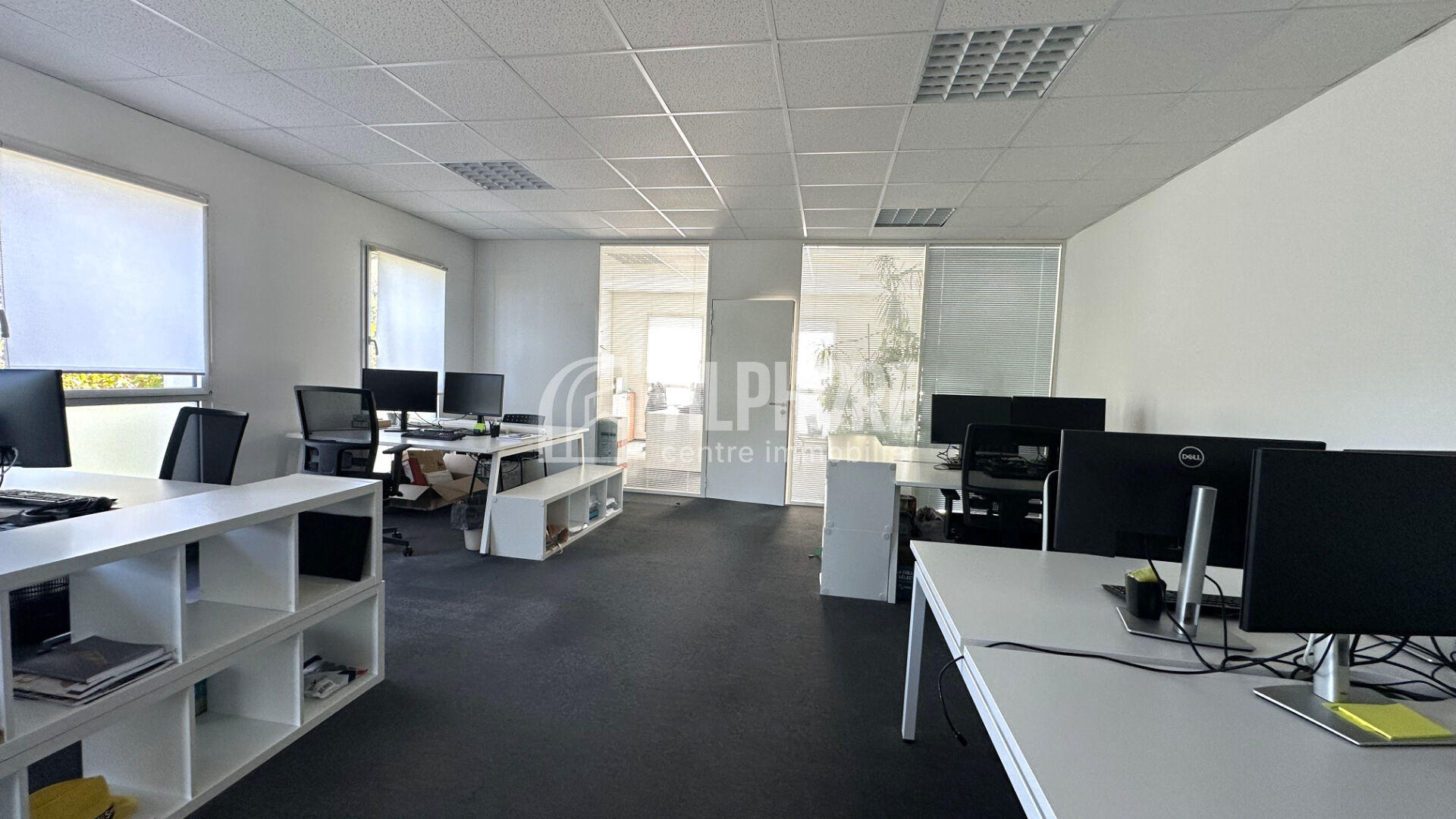 Parking 105 m² · à Saint-Nazaire · 105 m² · 1 445 €/mois